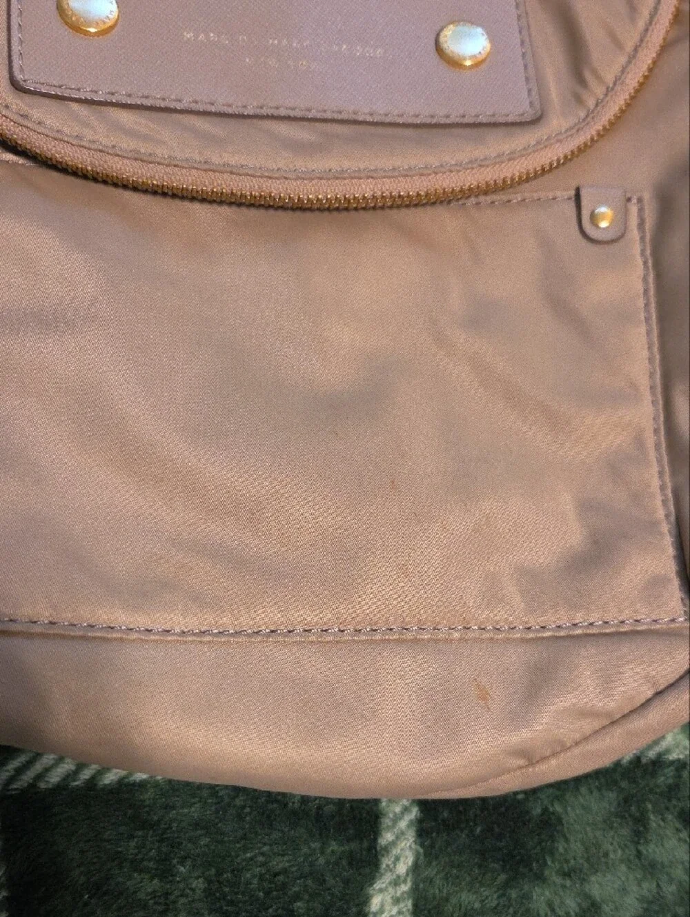 Marc By Marc Jacobs New York Taupe Crossbody Shoulder Bag Gold Hardware